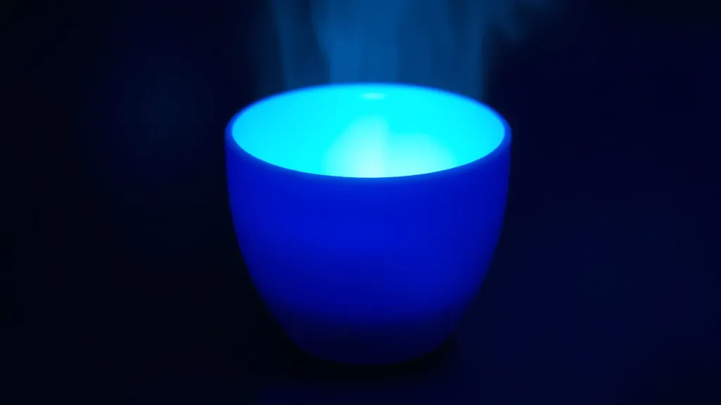 Dream symbol: blue cups: scenarios: Dream of a blue cup that seems to glow